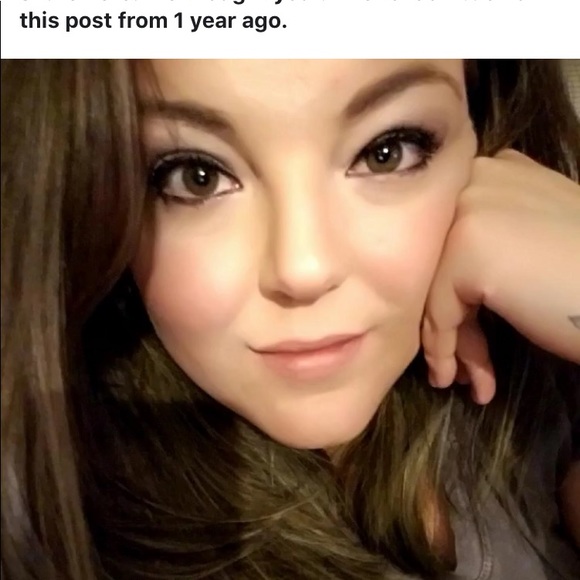 Meet your Posher, Libby - Picture 2 of 2